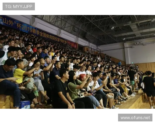 学校体育联赛报道稿（学校体育赛事新闻稿）sports